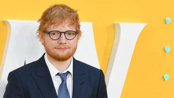 Según las autoridades, el permiso que se dio a Sheeran para sus conciertos no incluye actuaciones improvisadas en plena calle. Según las autoridades, el permiso que se dio a Sheeran para sus conciertos no incluye actuaciones improvisadas en plena calle.