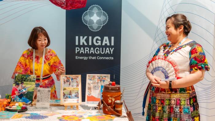 En la imagen, una representación de las clases de Ñandutí, impartidas en el pabellón 'Ikigai' Paraguay' en la Expo de Osaka 2025. En la imagen, una representación de las clases de Ñandutí, impartidas en el pabellón 'Ikigai' Paraguay' en la Expo de Osaka 2025.